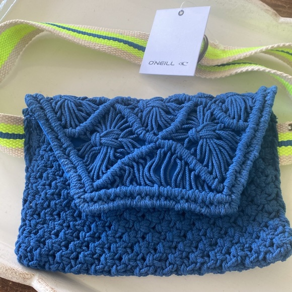 NEW O’Neill Joni Blue Crochet Fanny Pack Travel Waist Bag - Picture 11 of 11
